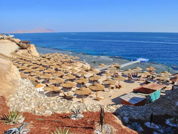 Zborurile charter Coral Travel în sezonul 2026–2027: toate orașele de plecare din România spre Egipt, Turcia și Grecia