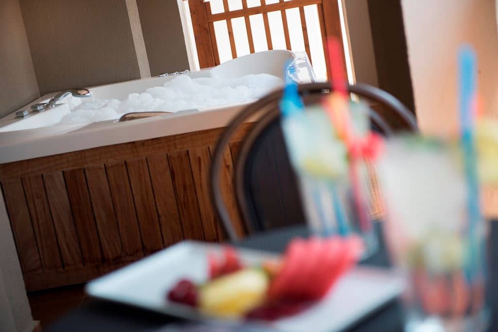 rooms-standard-room-jakuzzi-side-sea-view