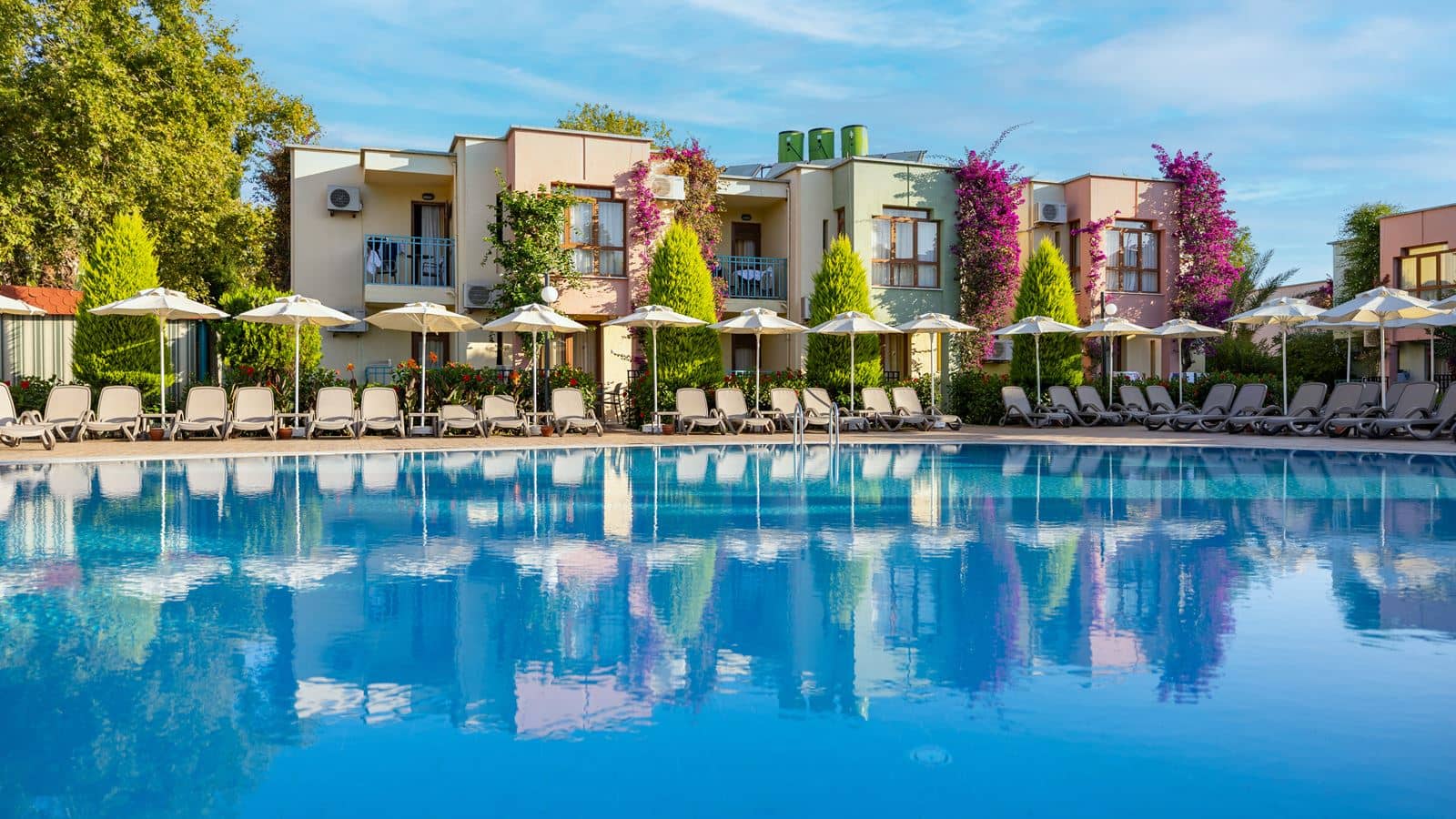 pools-outdoor-pool