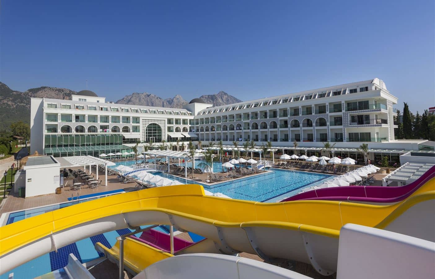 water-park-outdoor-pool