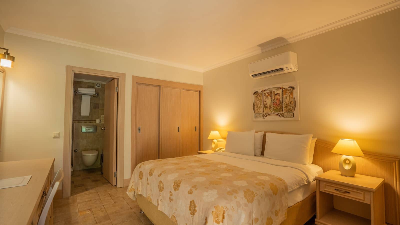 rooms-standard-room