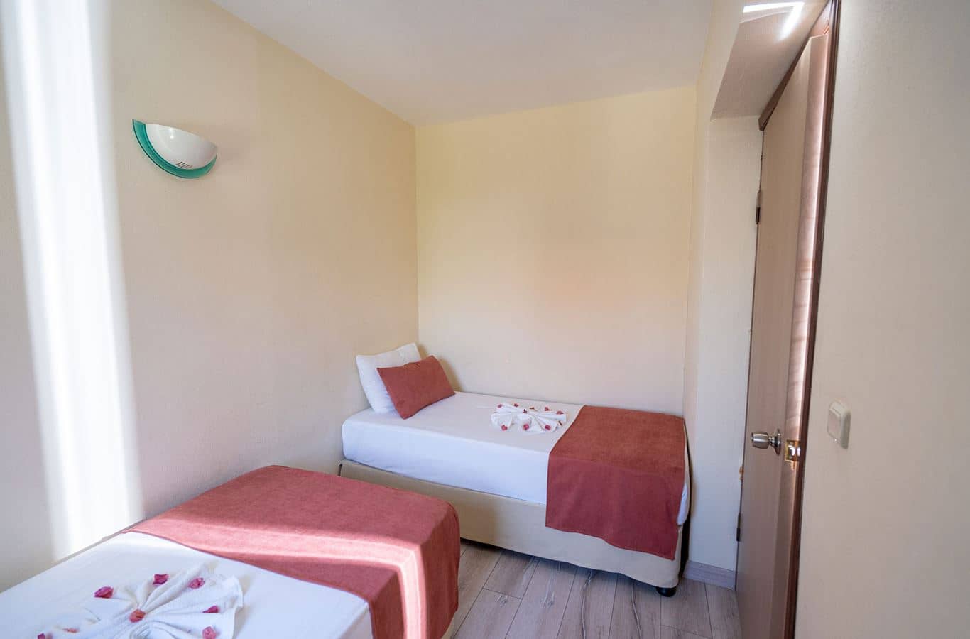 rooms-family-room