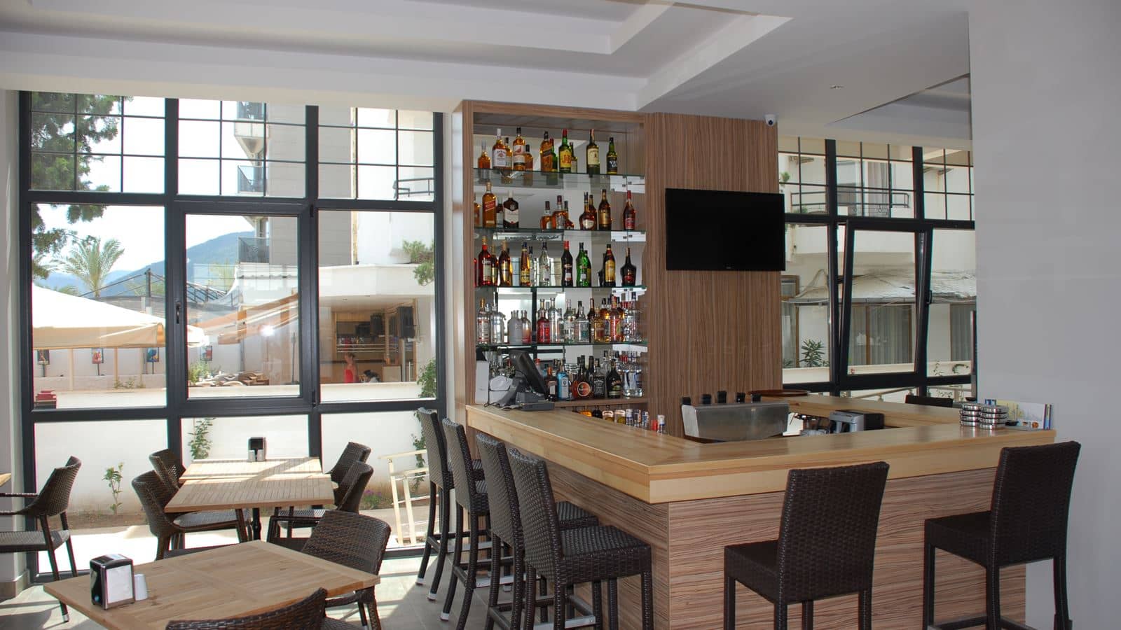 bars-lobby-bar