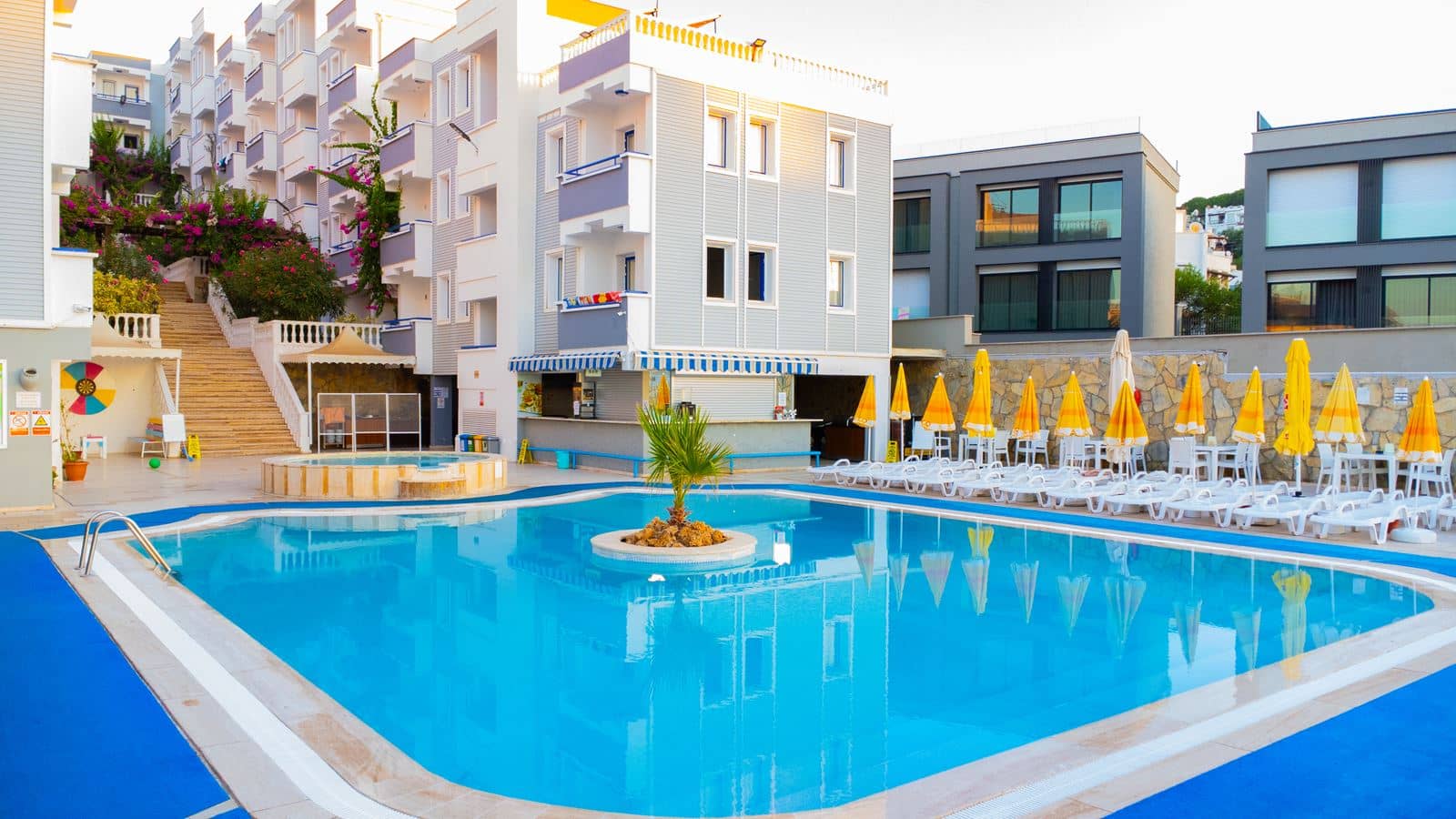pools-outdoor-pool