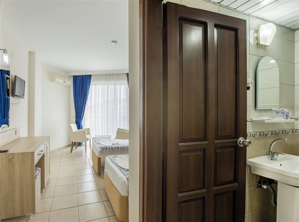 rooms-standard-room