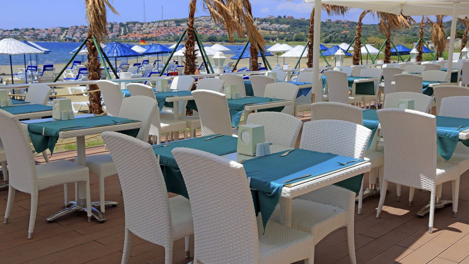 restaurants-ageon-blue