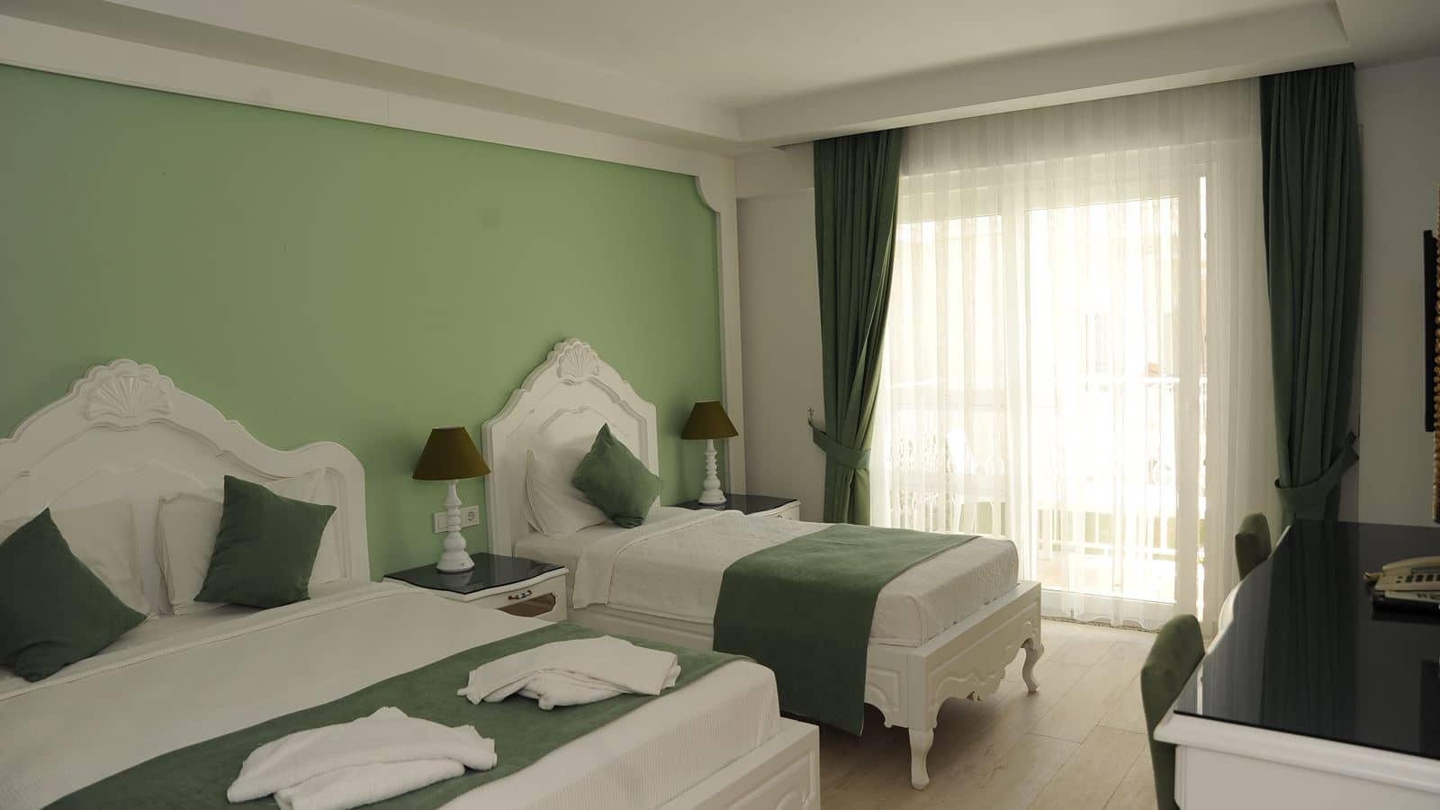 rooms-standard-room