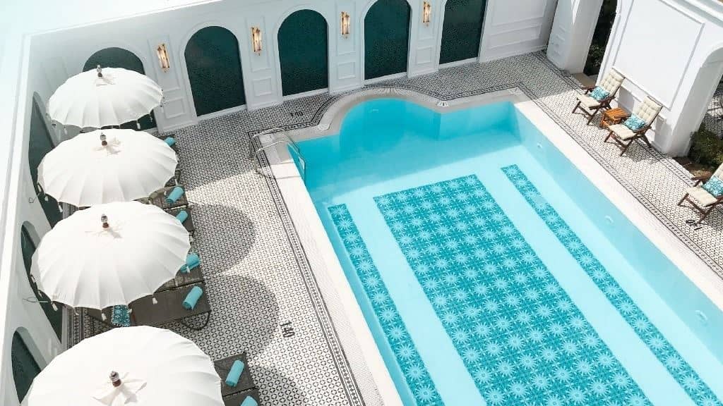 pools-outdoor-pool