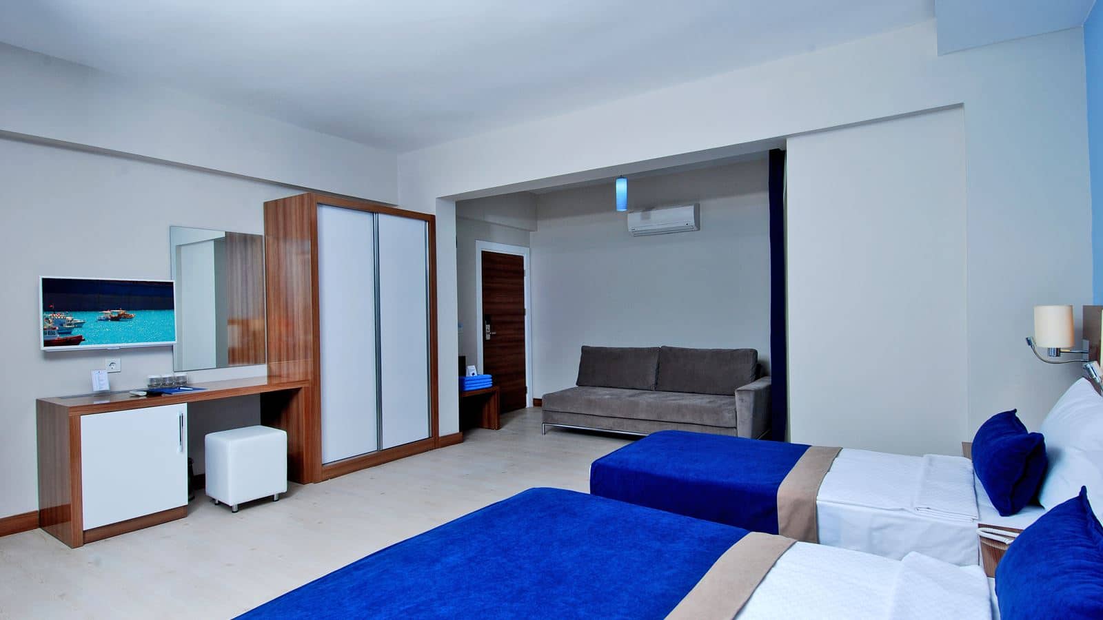 rooms-large-room