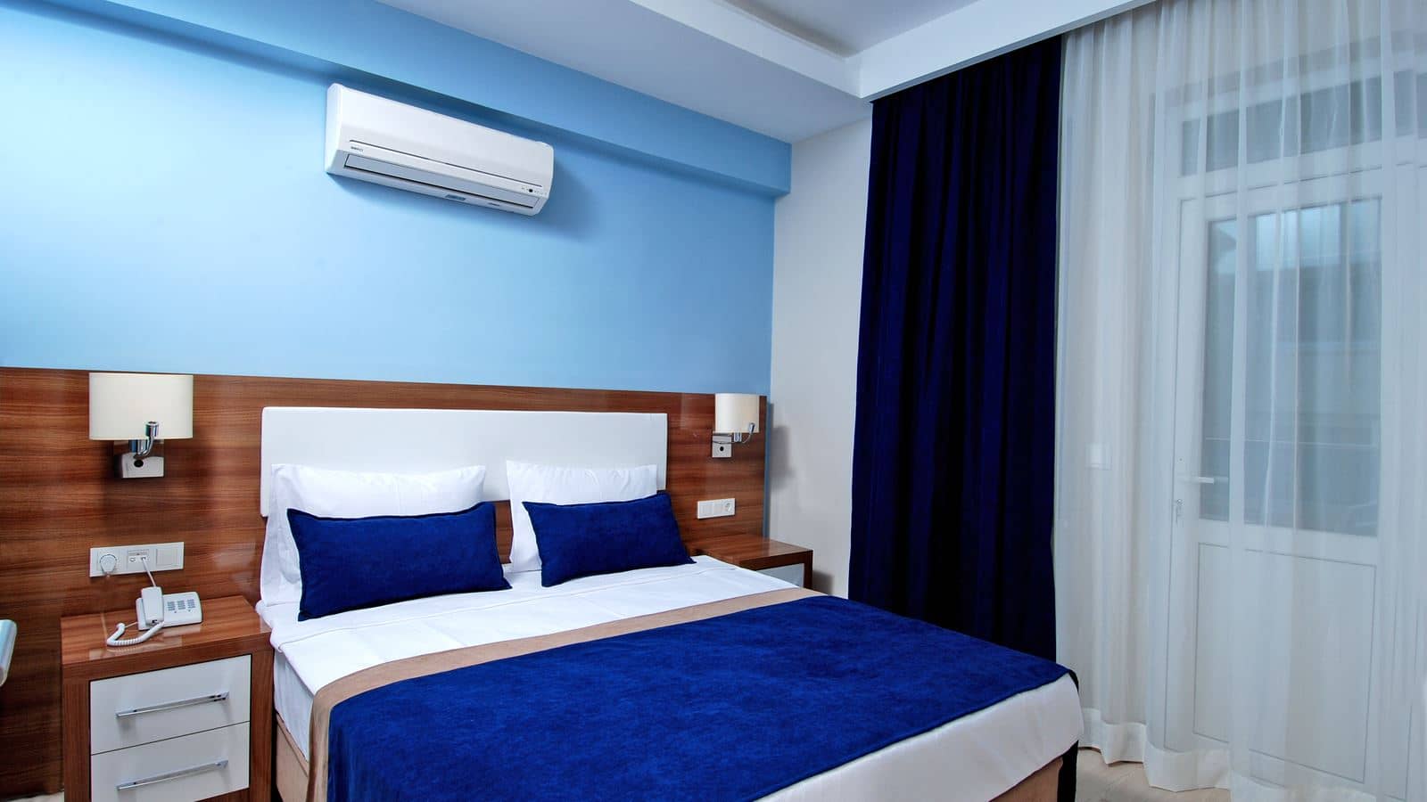 rooms-family-room