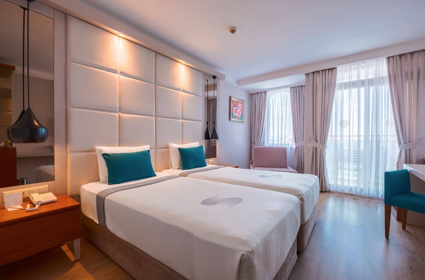 rooms-standard-room-land-view
