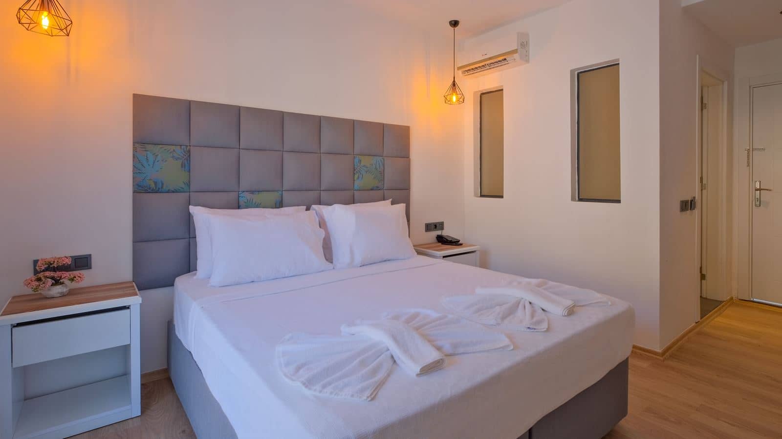 rooms-superior-room
