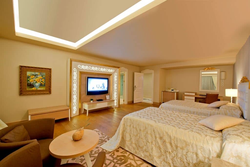 rooms-king-suite
