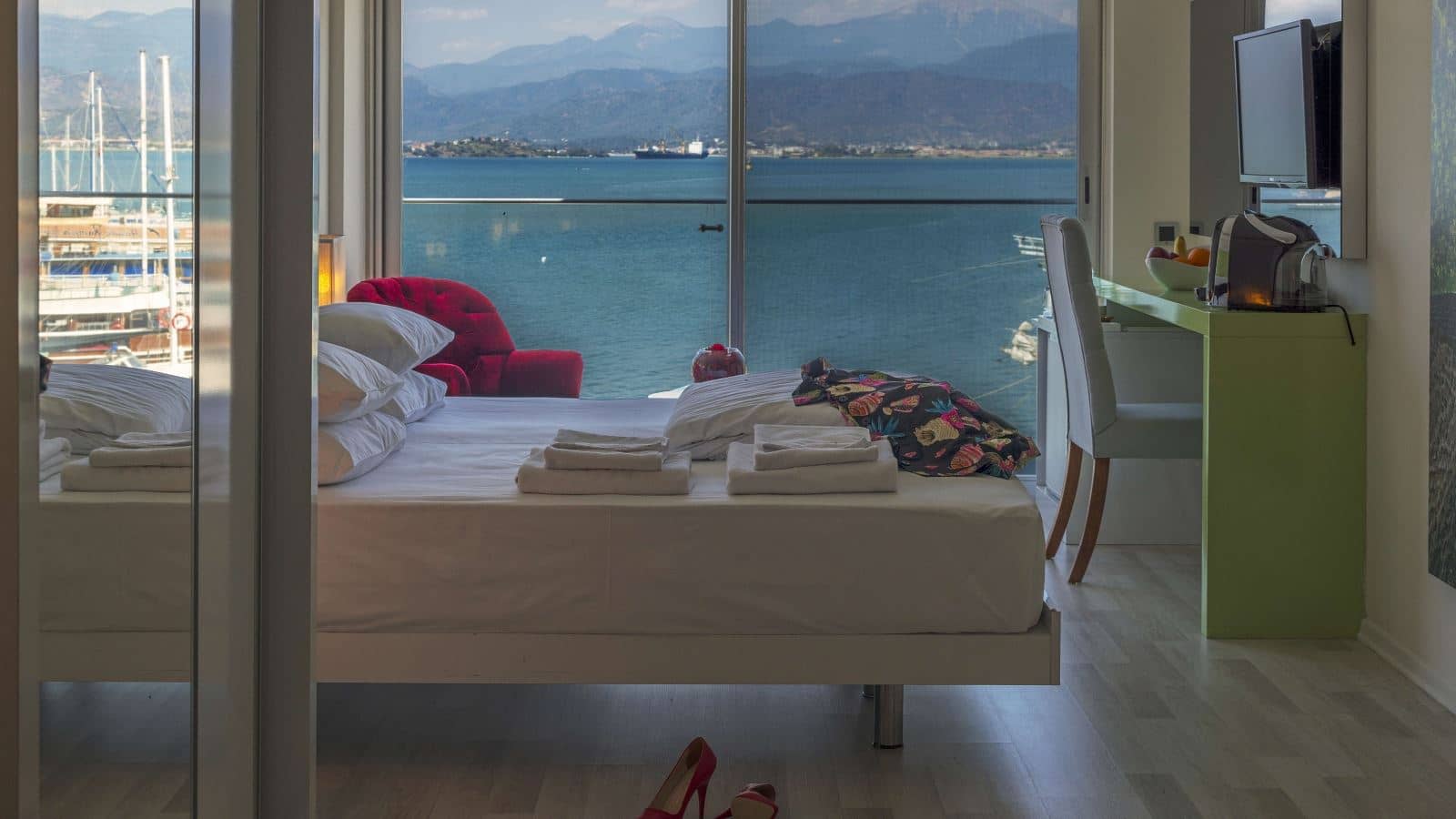 rooms-standard-room-sea-view