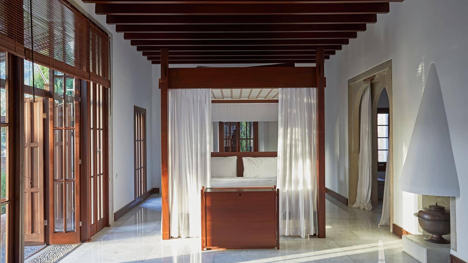 rooms-pool-suite