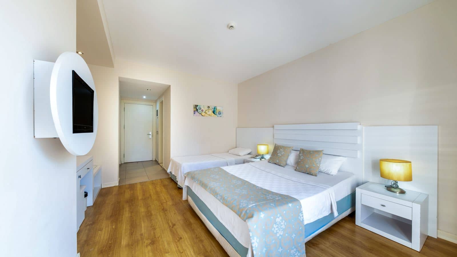 rooms-standard-room