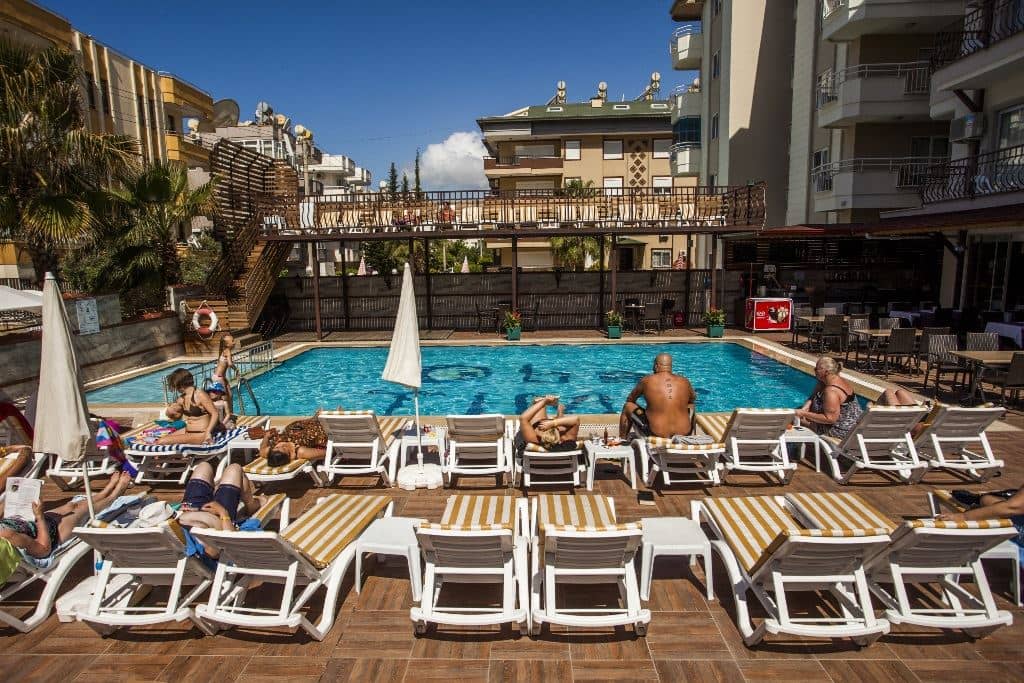 pools-outdoor-pool
