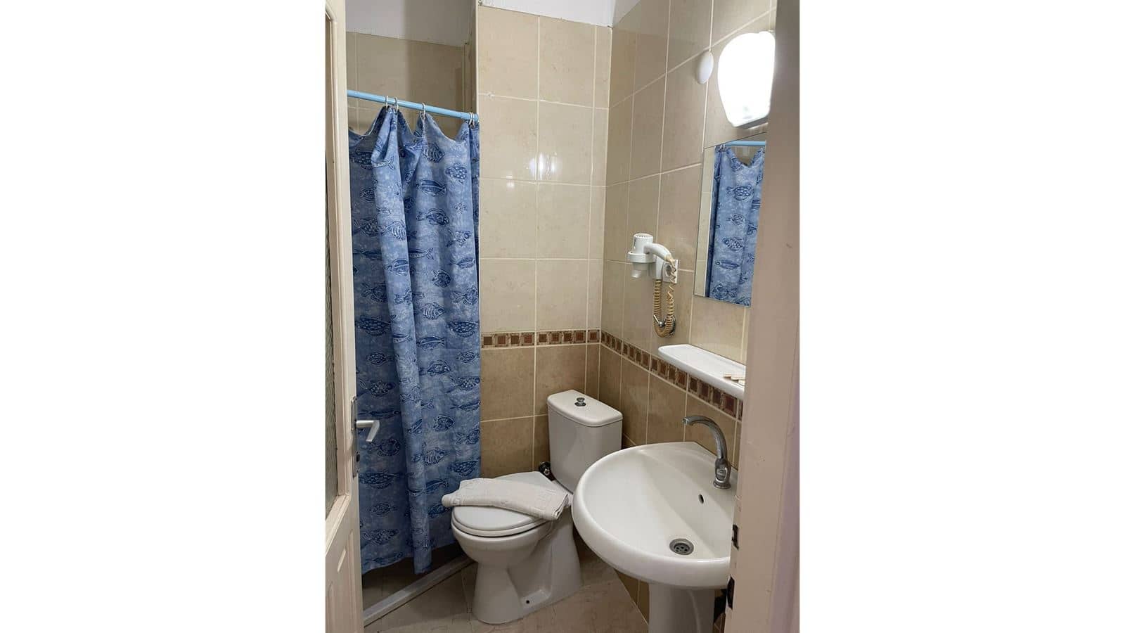rooms-economy-room