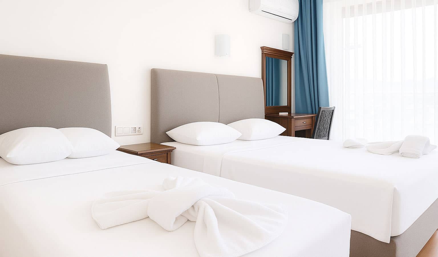 rooms-standard-room-with-balcony