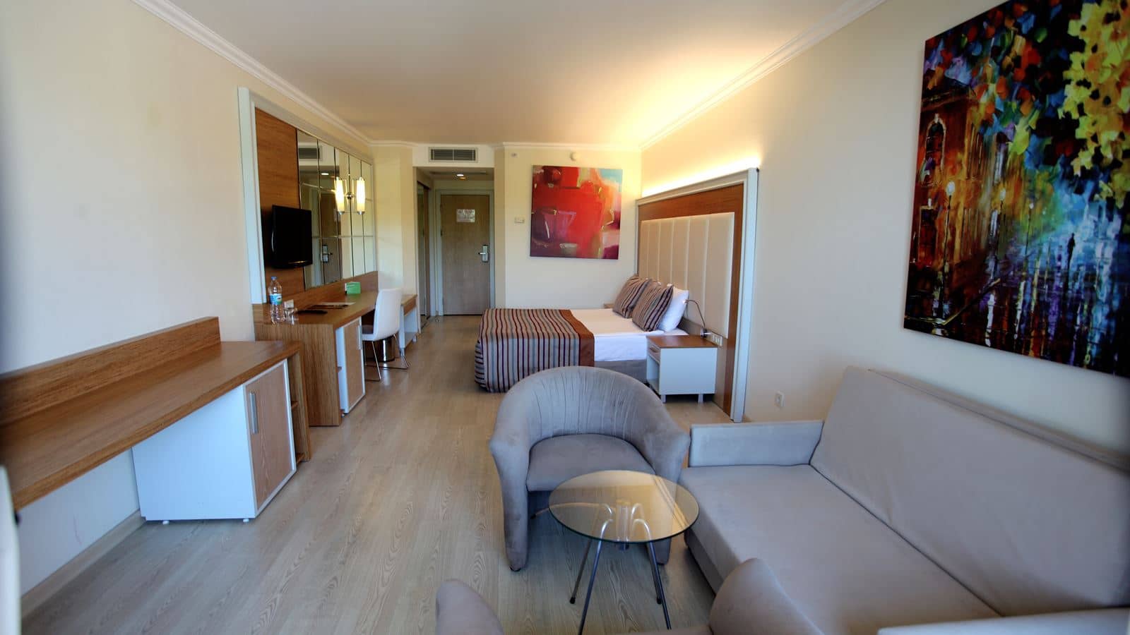 rooms-standard-large-land-view