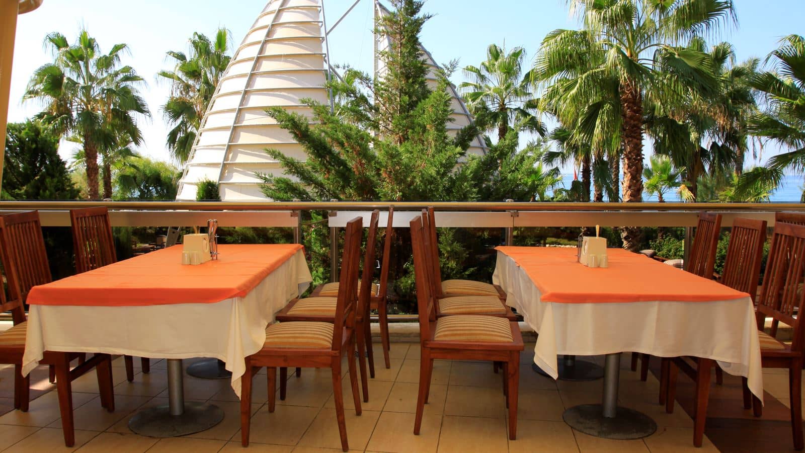 restaurants-main-restaurant