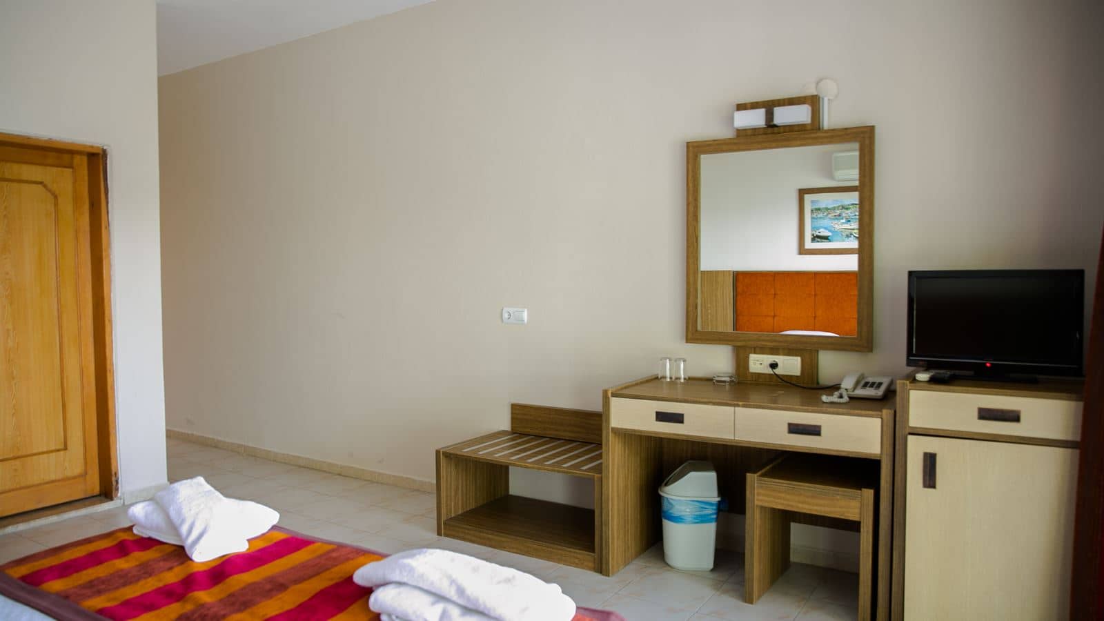 rooms-standard-room