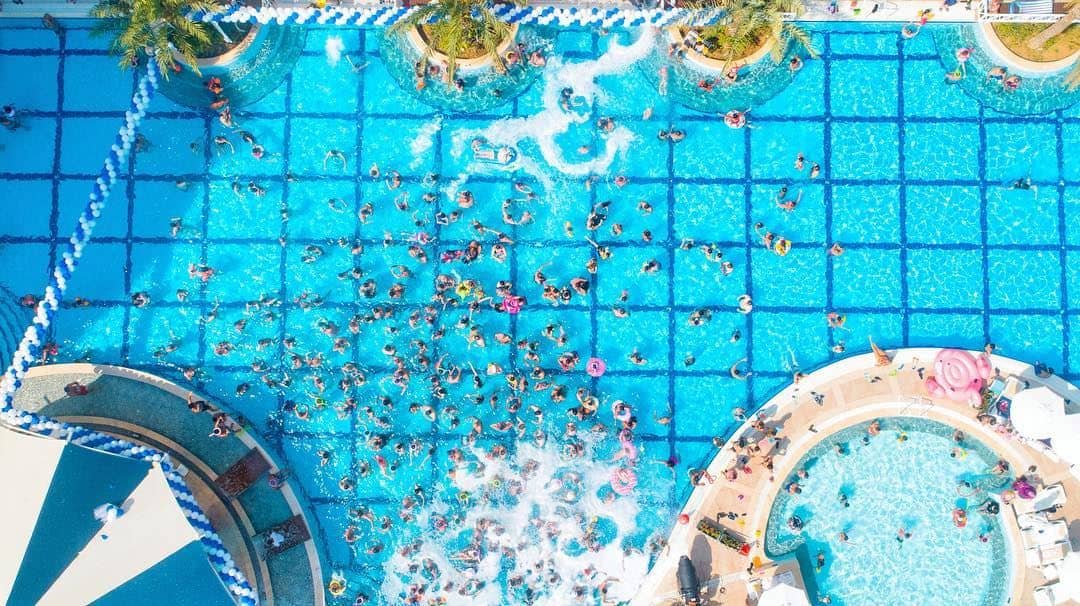 pools-outdoor-pool