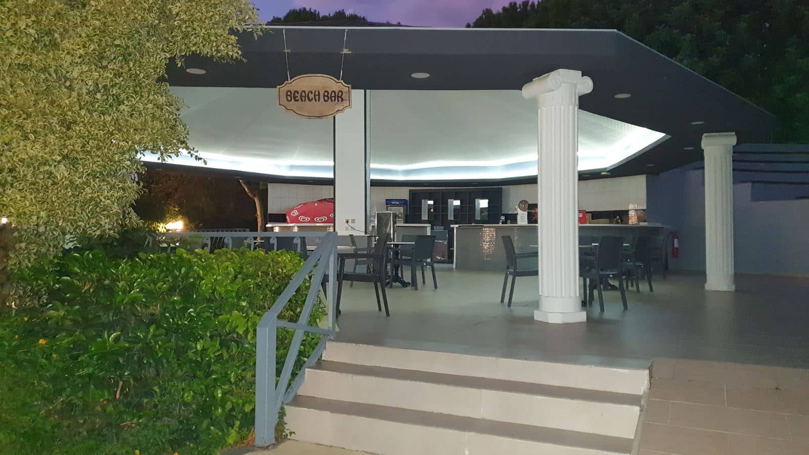 bars-beach-bar