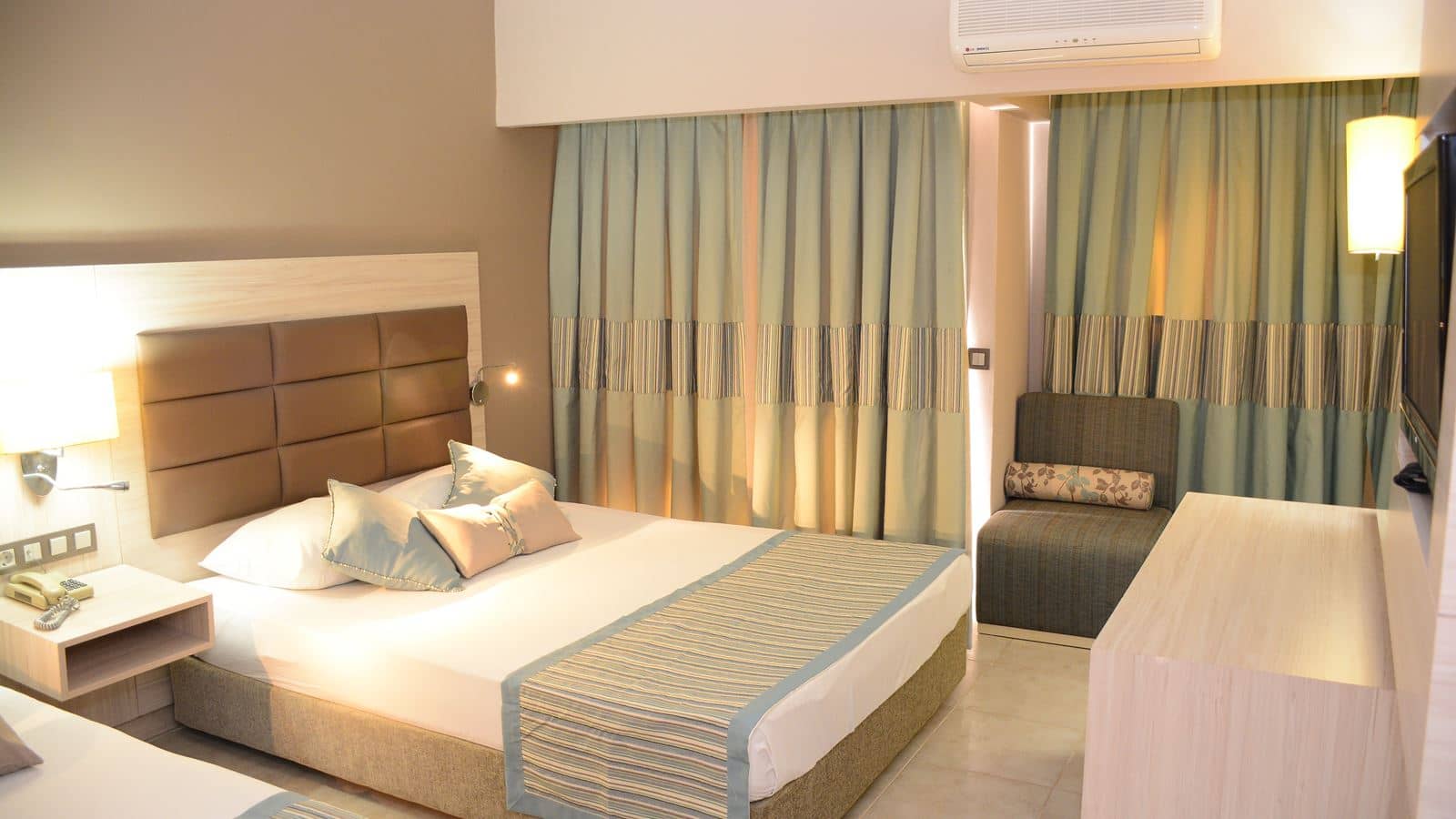 rooms-economy-room