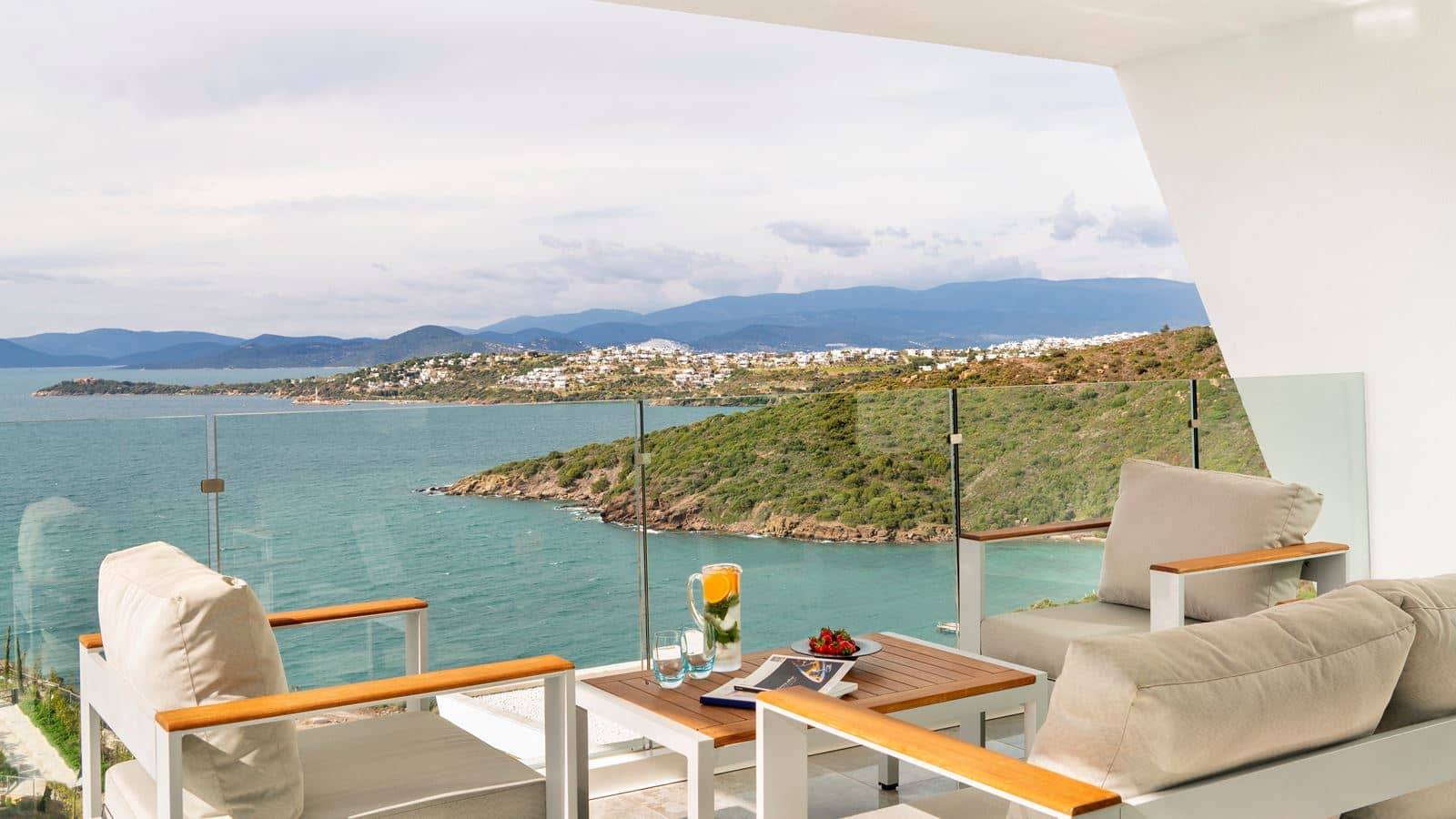 rooms-family-terrace-residence