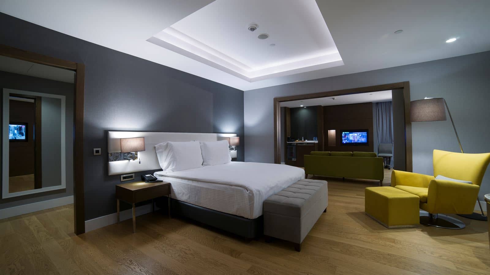 rooms-suite-room