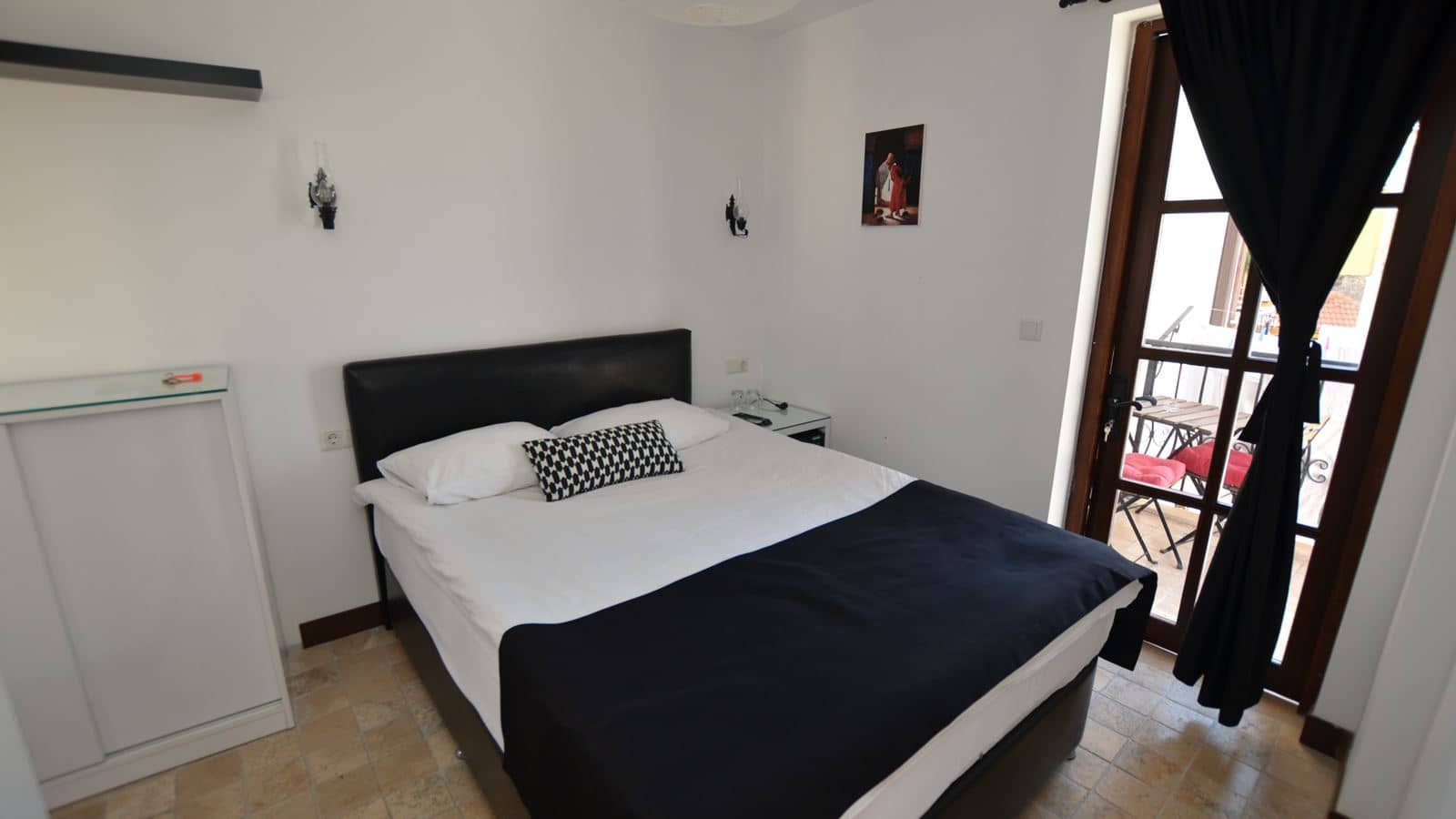 rooms-economic