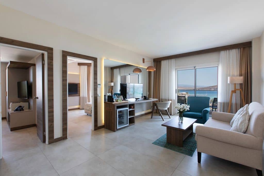 rooms-family-two-bedroom