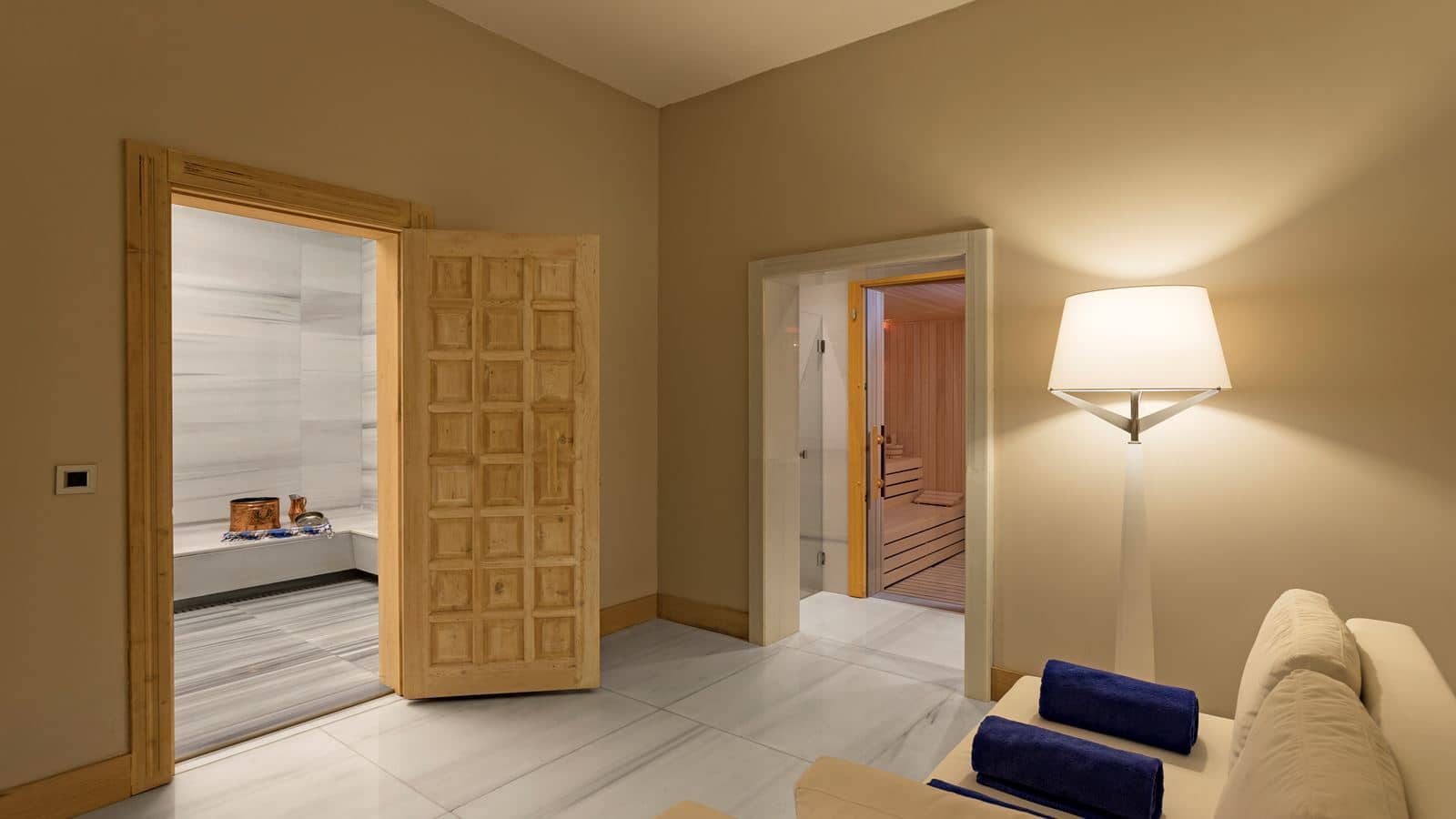 rooms-executive-villa-with-private-pool