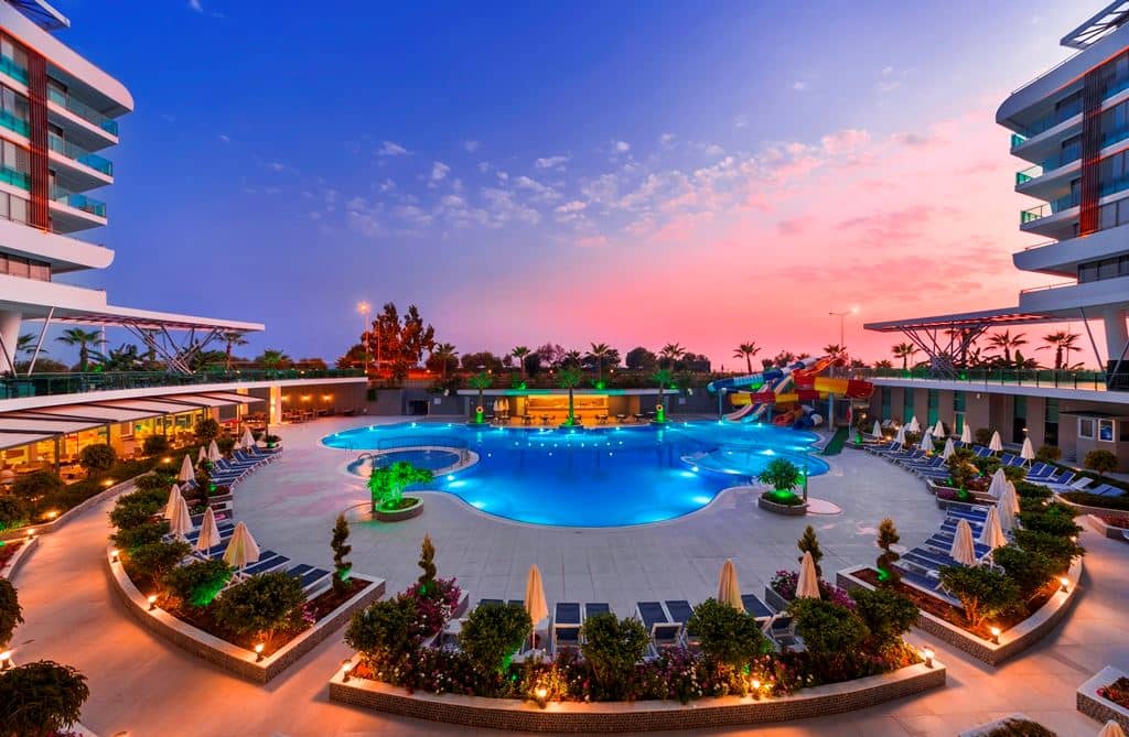 pools-outdoor-pool