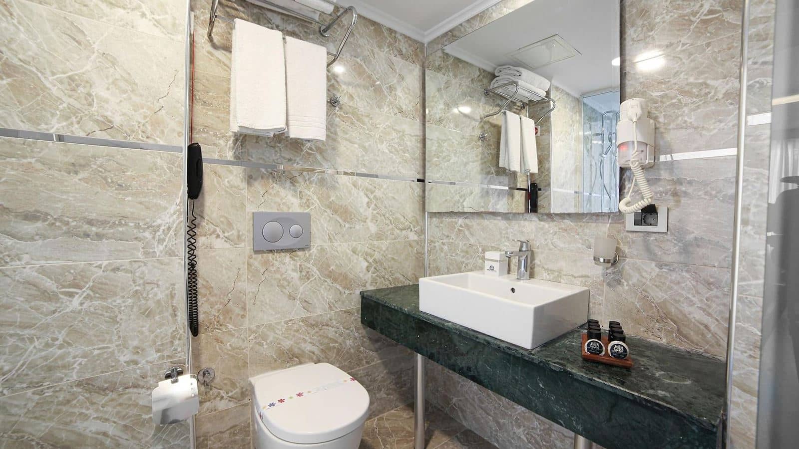 rooms-standard-room