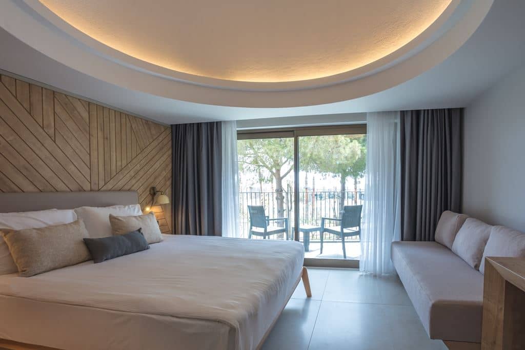 rooms-standard-room