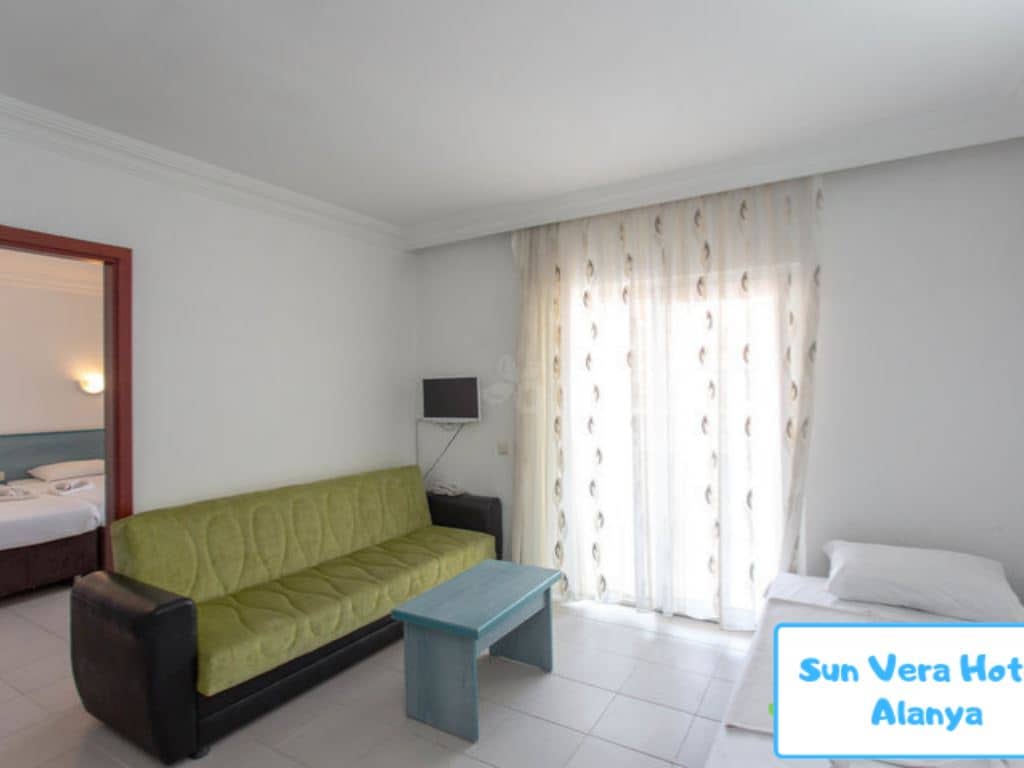 rooms-family-room