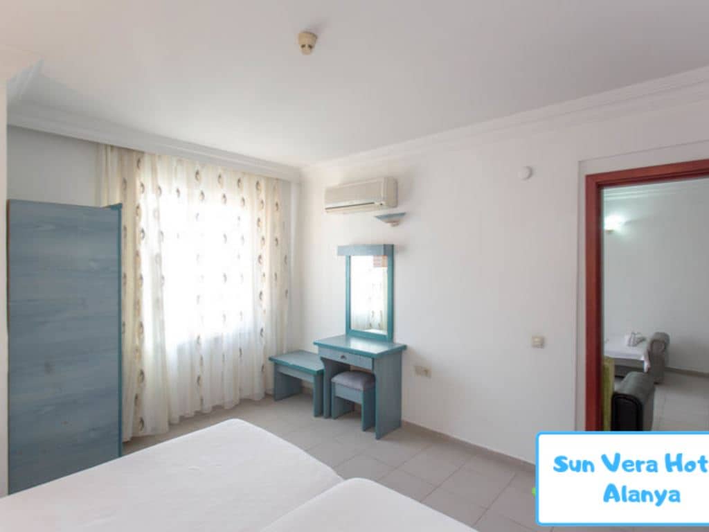 rooms-family-room