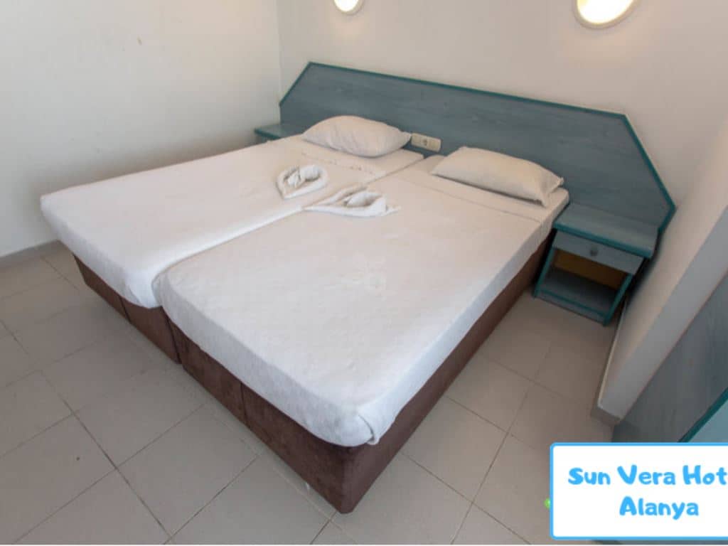 rooms-family-room