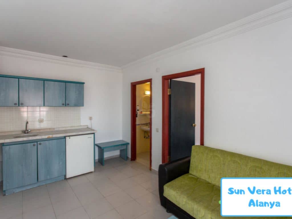 rooms-family-room