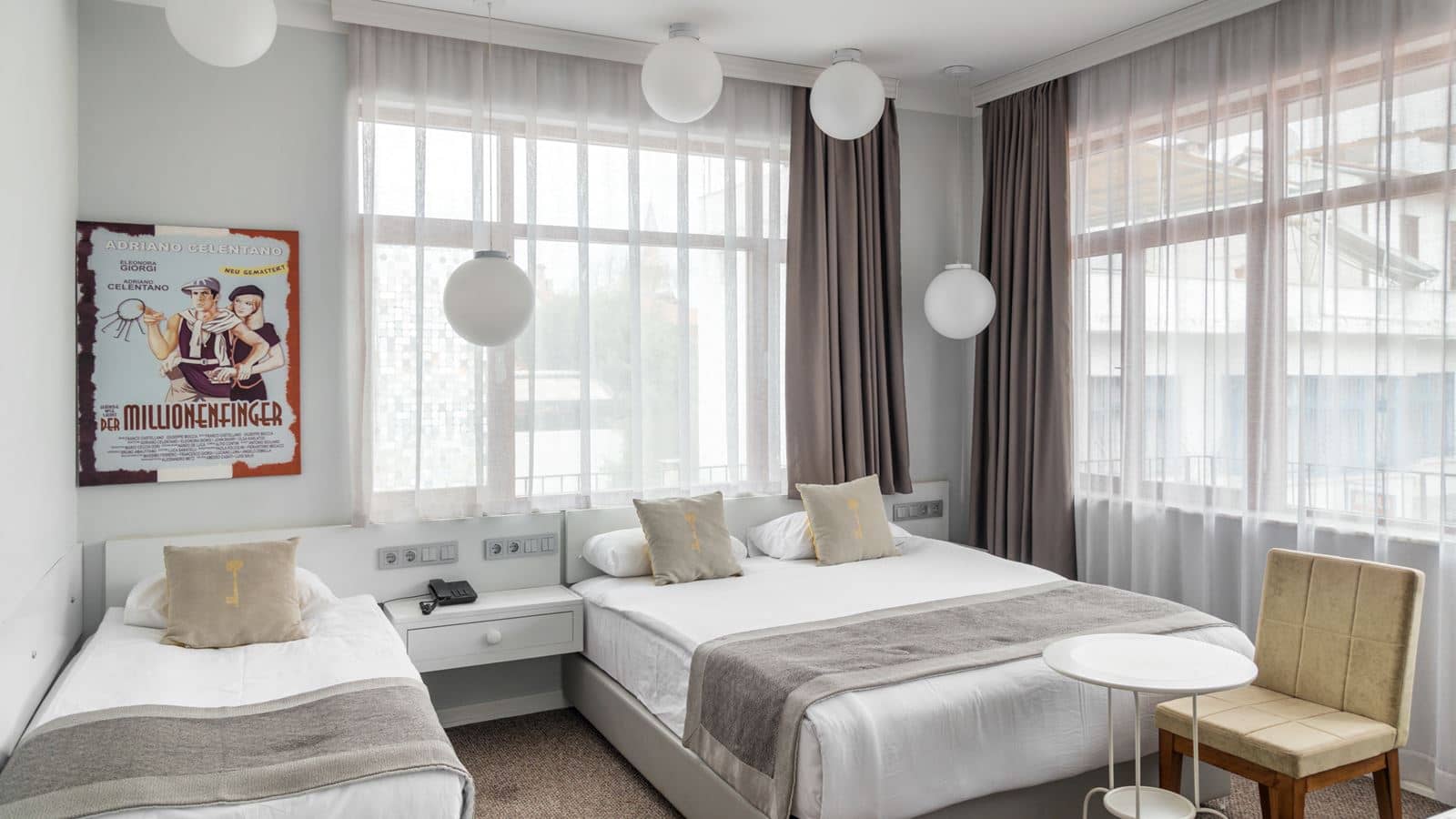 rooms-standard-with-balcony-room