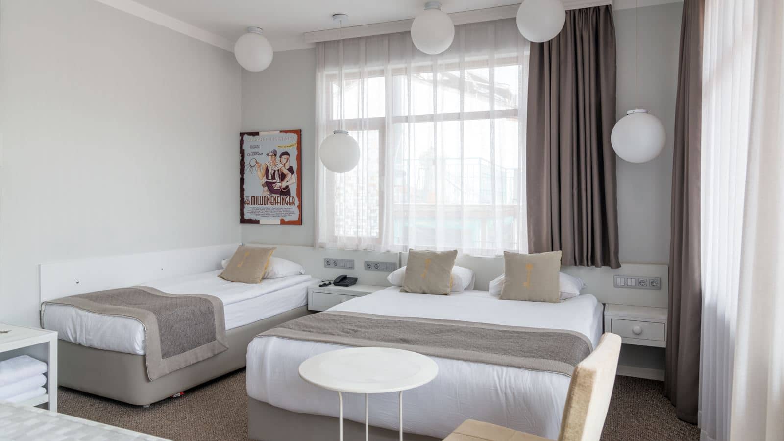 rooms-standard-with-balcony-room