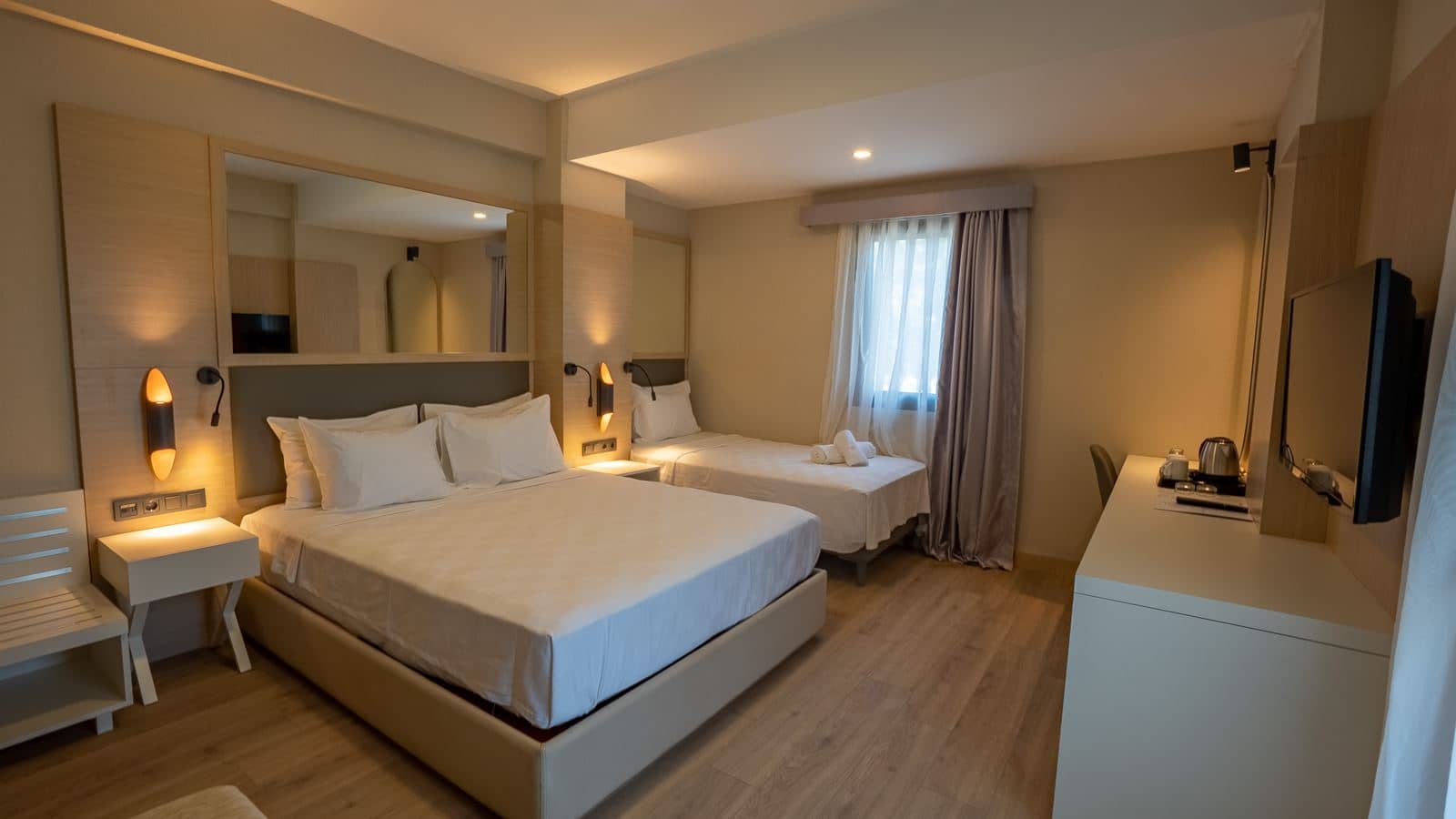 rooms-standard-room
