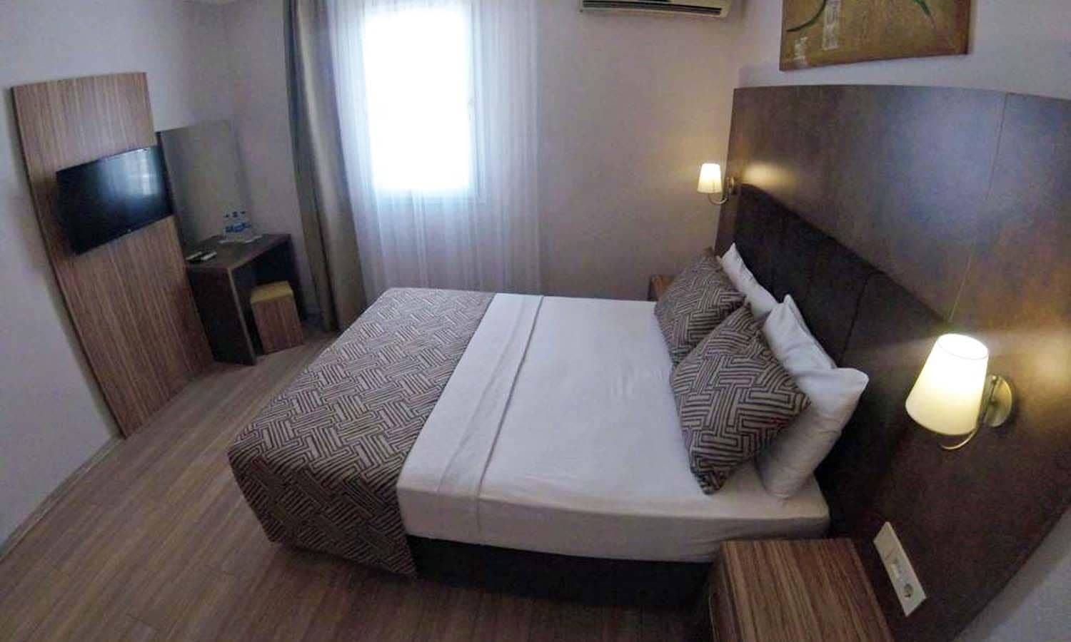 rooms-promo-room