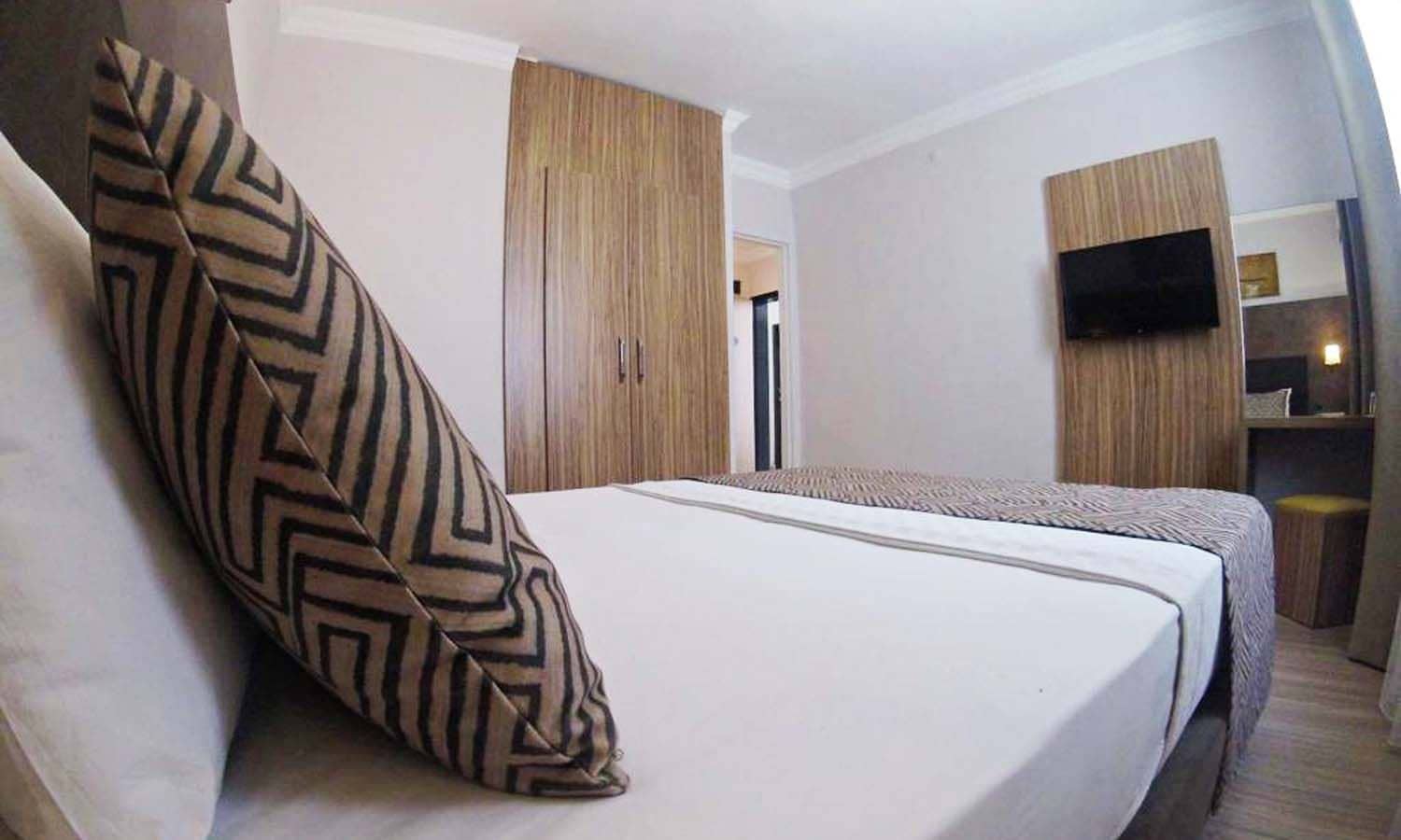 rooms-promo-room