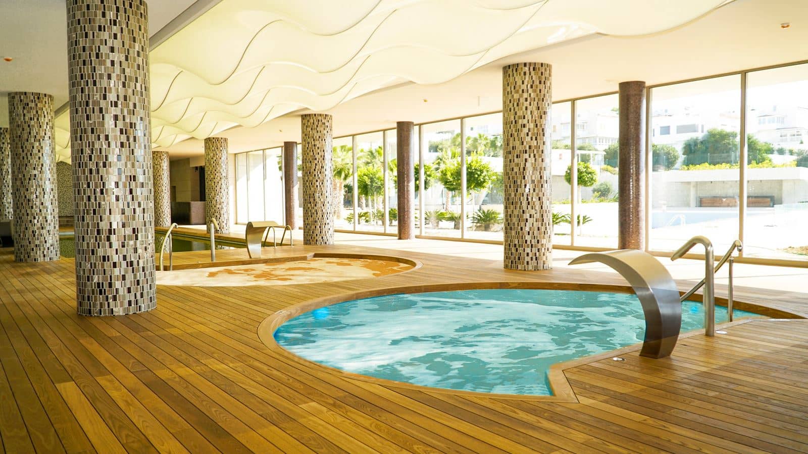 pools-indoor-pool