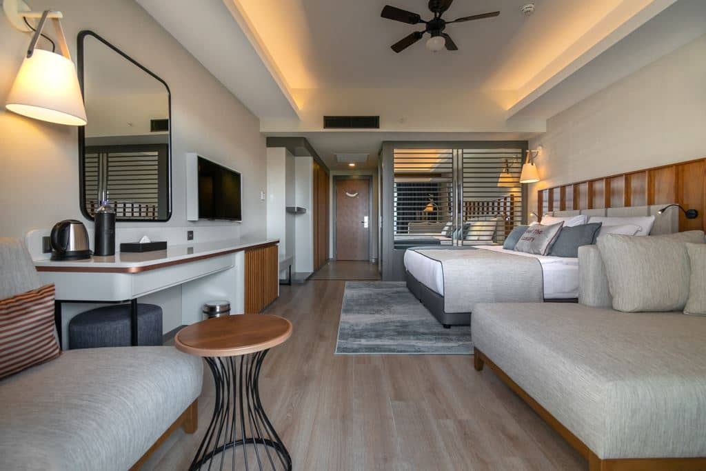 rooms-standard-side-sea-view