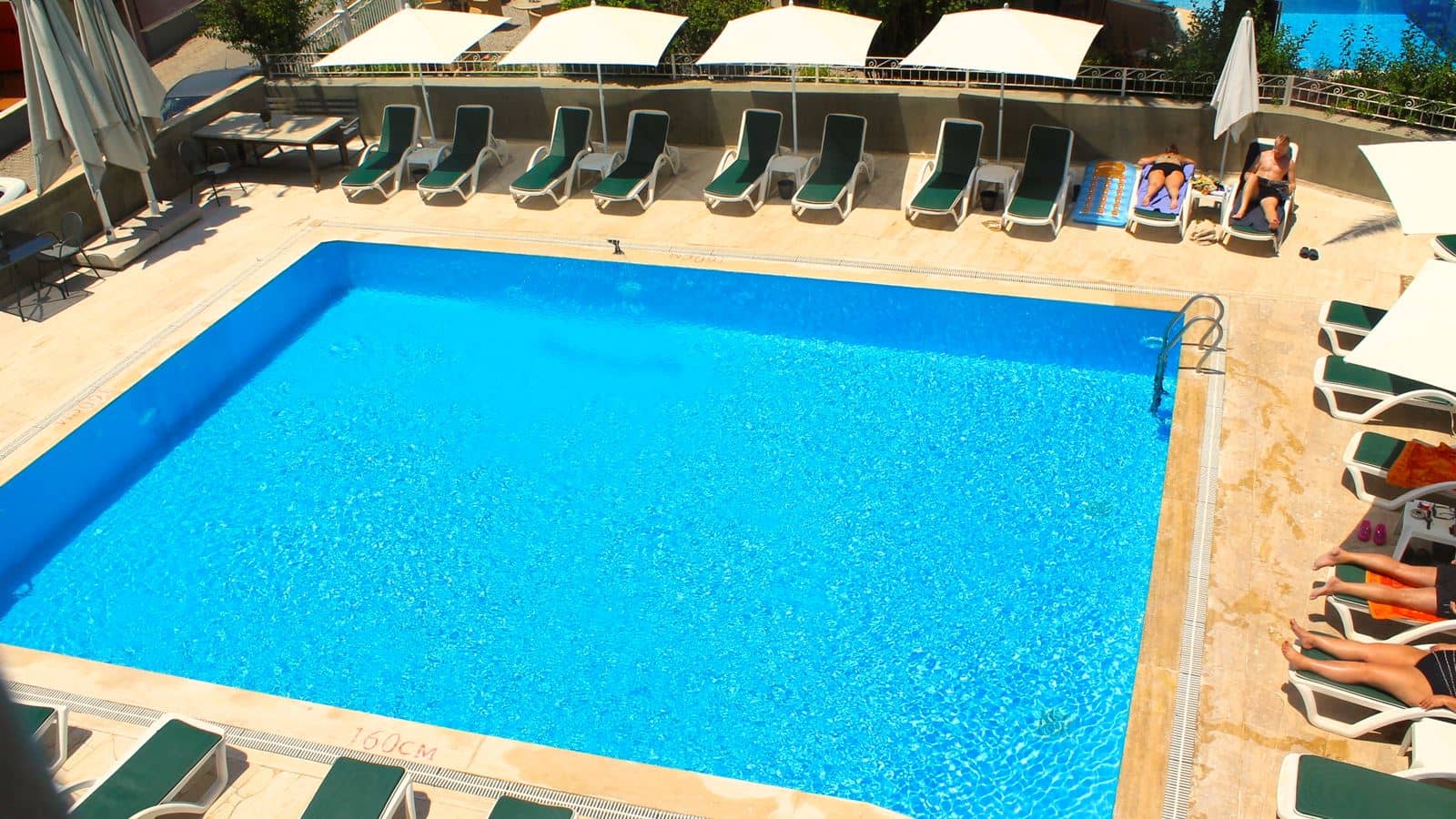 pools-outdoor-pool