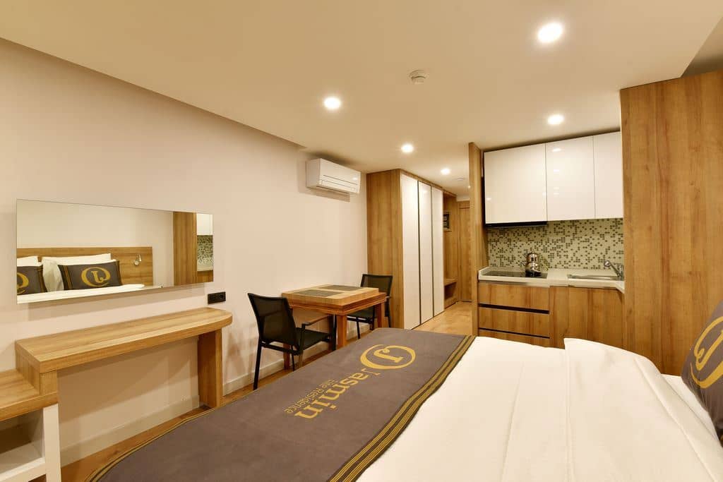 rooms-studio-roomsea-view